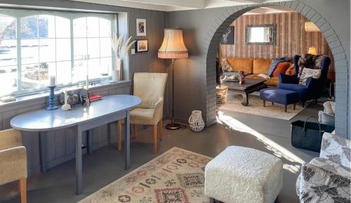 Three-Bedroom Vacation Home 