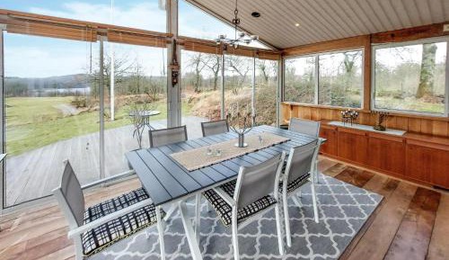Five-Bedroom Holiday Home