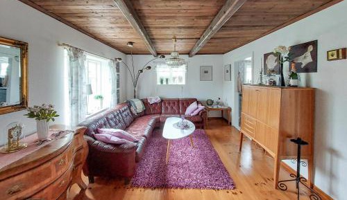 Three-Bedroom Vacation Home 