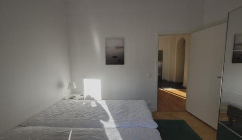 One-Bedroom Standard Apartment