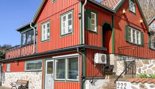 One-Bedroom Vacation Home