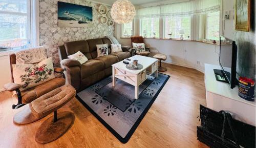 Three-Bedroom Vacation Home 