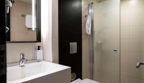 Single Room without Window