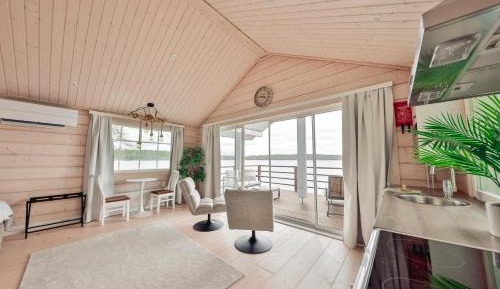 Villa - Beach Front