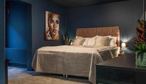 Junior Suite with Balcony