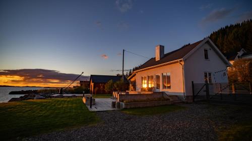 Eight-Bedroom House
