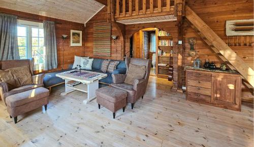 Three-Bedroom Vacation Home 