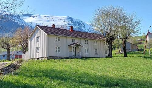 Five-Bedroom House
