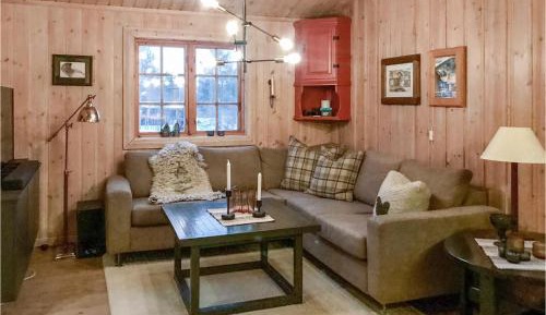 Three-Bedroom Vacation Home 