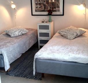 Standard Twin Room with Shared Bathroom