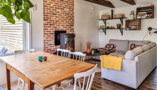 Three-Bedroom Vacation Home 