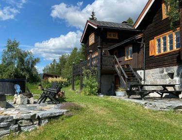 Six-Bedroom Holiday Home