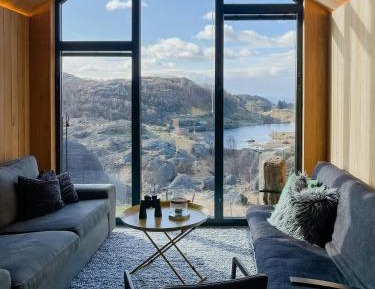 Three-Bedroom Vacation Home 