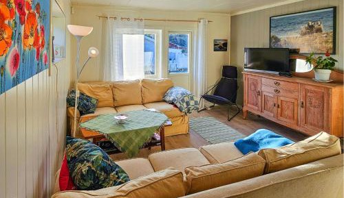 Three-Bedroom Vacation Home 