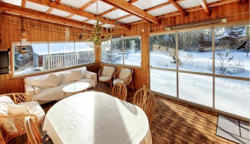 Three-Bedroom Vacation Home 