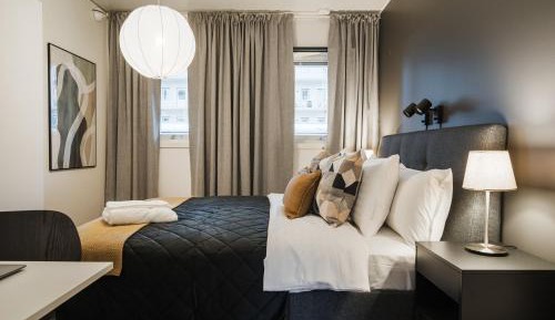 One-Bedroom Deluxe Apartment