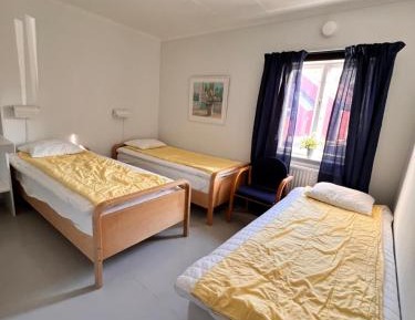 Economy Triple Room
