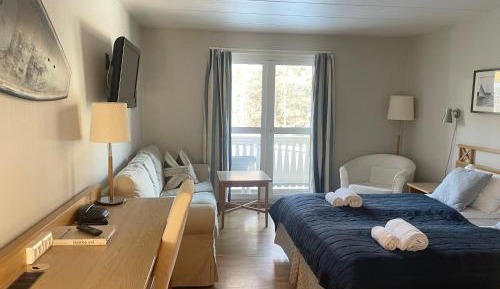 Standard Double or Twin Room with Balcony