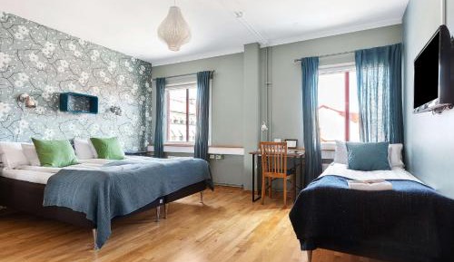 Standard Triple Room with Three Single Beds - Non-Smoking