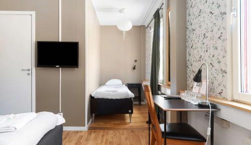 Standard Quadruple Room - Non-Smoking