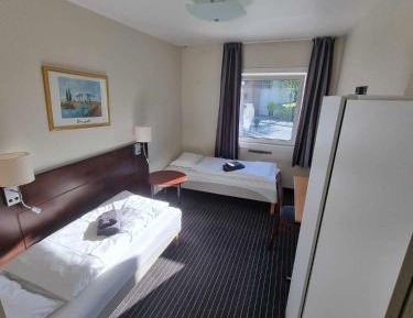 Double or Twin Room with Private Bathroom