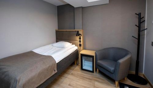 Single Room with Shared Shower and Toilet