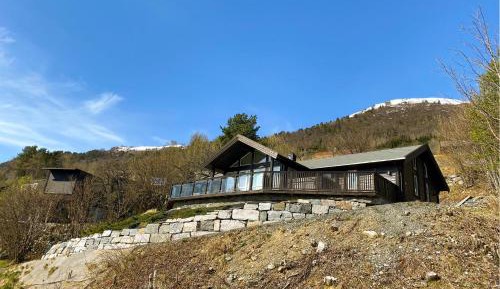 Three-Bedroom Vacation Home 
