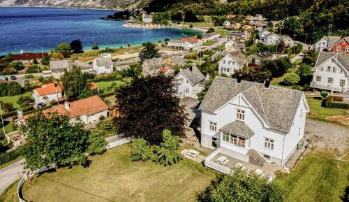 Four-Bedroom Vacation Home