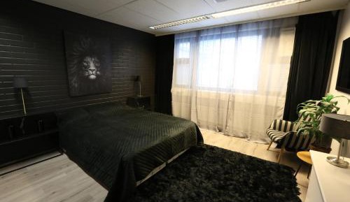 Double Room with Shared Toilet