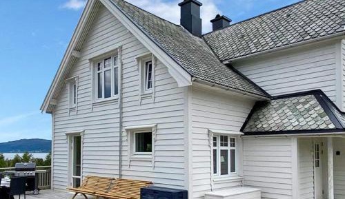 Four-Bedroom Vacation Home