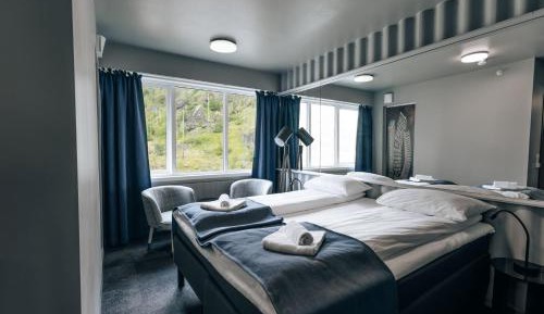 King Room with Mountain View