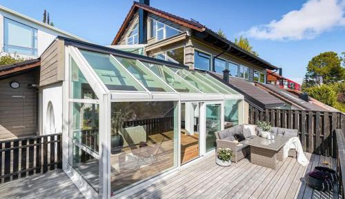 One-Bedroom Apartment with Balcony and Mountain View  