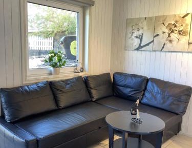 One-Bedroom Apartment with Garden