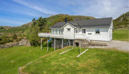 Four-Bedroom Vacation Home