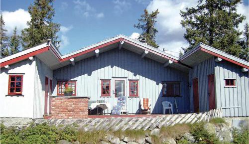 Three-Bedroom Vacation Home 