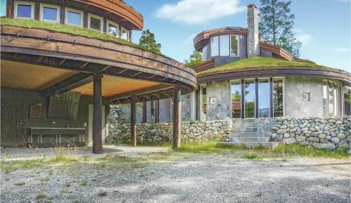 Four-Bedroom Vacation Home