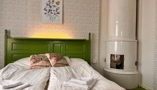 Standard Double Room with Shared Bathroom