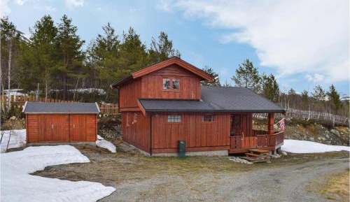 Three-Bedroom Vacation Home 