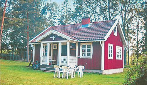 Two-Bedroom Holiday Home