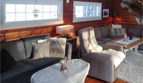 Three-Bedroom Vacation Home 