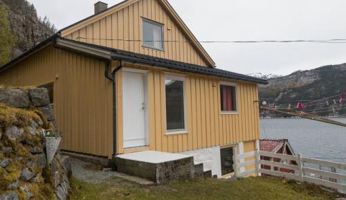 Three-Bedroom Apartment with Fjord View