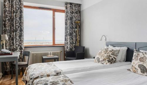 Standard Twin Room with Sea View - Non-Smoking