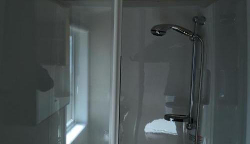 Bungalow - Water Front 