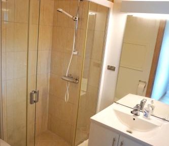 Cottage (4 Adults)