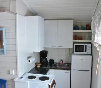 Bungalow with Patio - Karpalo 