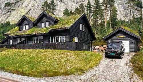 Four-Bedroom Vacation Home