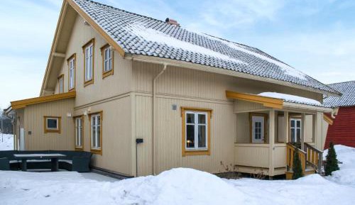 Four-Bedroom Vacation Home