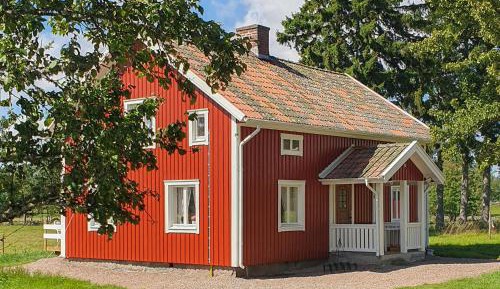 Three-Bedroom Vacation Home 