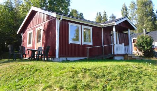 Cottage (6 Adults)