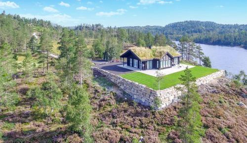 Four-Bedroom Vacation Home